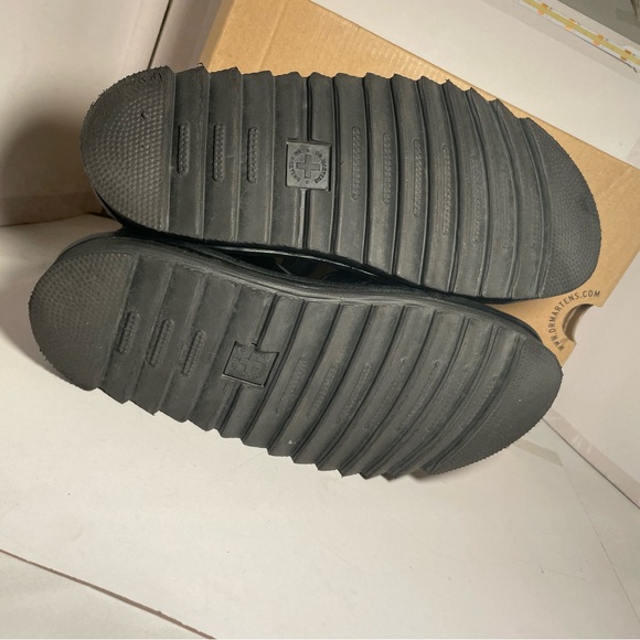 Dr. Martens Black Leather Buckle Sandals Size 9 - Picture 9 of 15